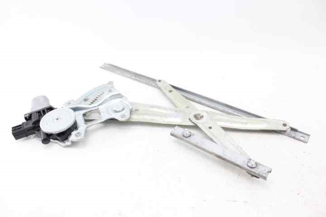 Mechanizm podnoszenia szyby drzwi przednich prawych 5713A256 MITSUBISHI