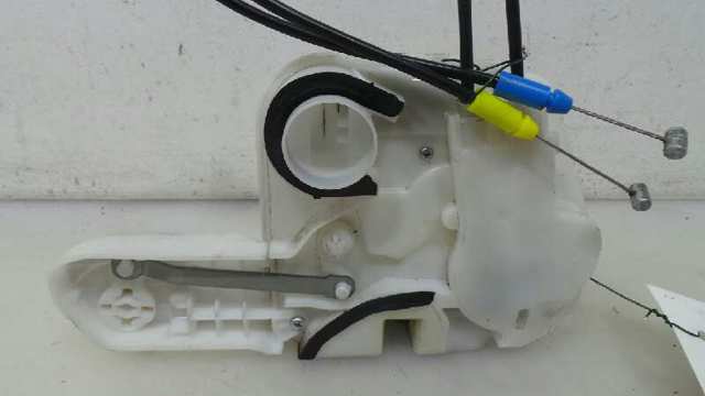 Zamek drzwi przednich lewych 5715A589 MITSUBISHI