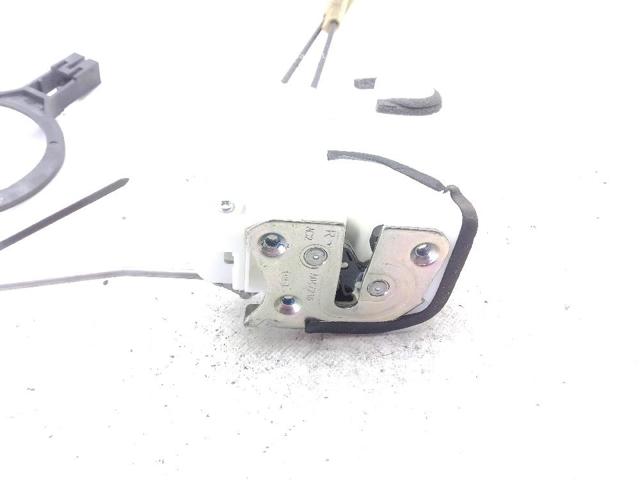 Zamek drzwi przednich prawych 5715A726 MITSUBISHI