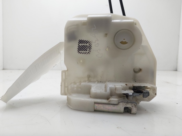 Zamek drzwi przednich prawych 5715A726 MITSUBISHI