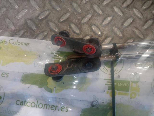 Amortyzator maski Subaru Impreza 3 GH