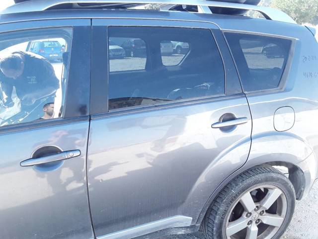 Drzwi tylne lewe 5730A243 MITSUBISHI