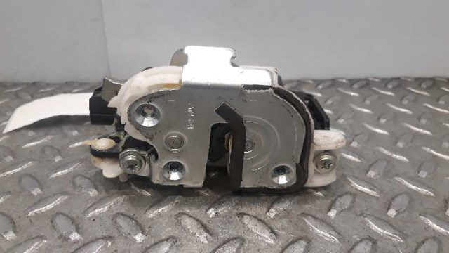 Zamek drzwi tylnych lewych 5745A303 MITSUBISHI