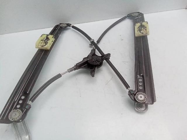Mechanizm podnoszenia szyby drzwi przednich lewych 575837461 VAG