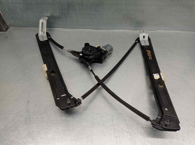 Mechanizm podnoszenia szyby drzwi przednich lewych 575837461 VAG