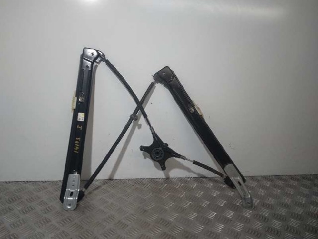 Mechanizm podnoszenia szyby drzwi przednich lewych 575837461A VAG