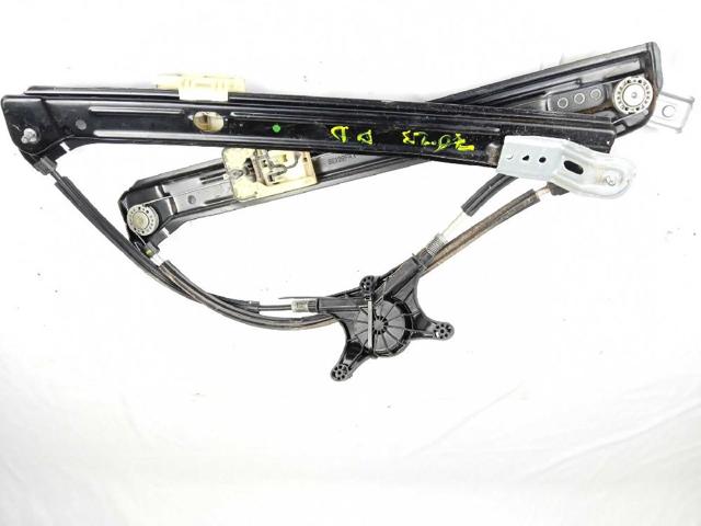 Mechanizm podnoszenia szyby drzwi przednich prawych 575837462 VAG