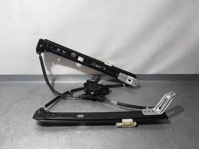 Mechanizm podnoszenia szyby drzwi przednich prawych 575837462A VAG