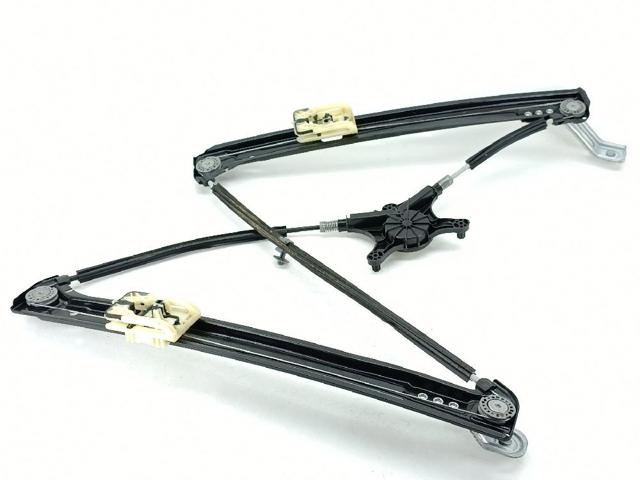 Mechanizm podnoszenia szyby drzwi przednich prawych 575837462A VAG