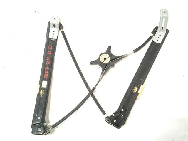 Mechanizm podnoszenia szyby drzwi przednich prawych 575837462A VAG
