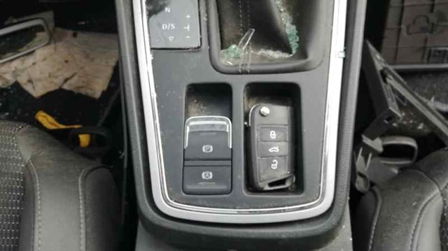 575927225 VAG