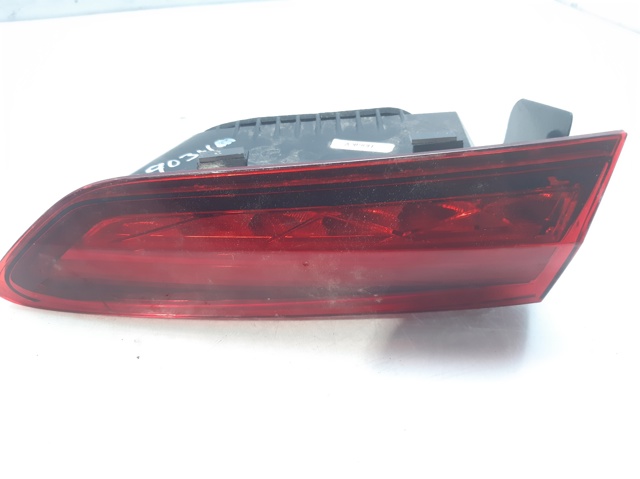 Lampa zespolona tylna prawa 57A945308 VAG