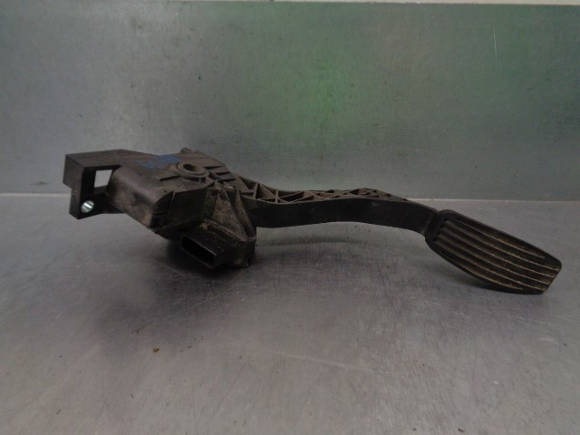 Pedał przyspieszenia (gazu) 5801333490 IVECO