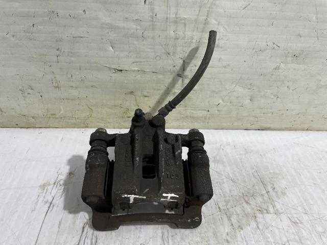 Zacisk hamulcowy tylny lewy 582102S700 HYUNDAI