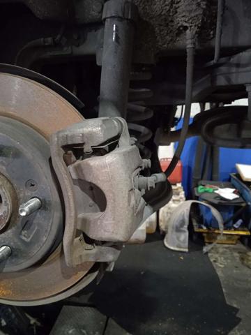 Zacisk hamulcowy tylny lewy 58210A4100 HYUNDAI