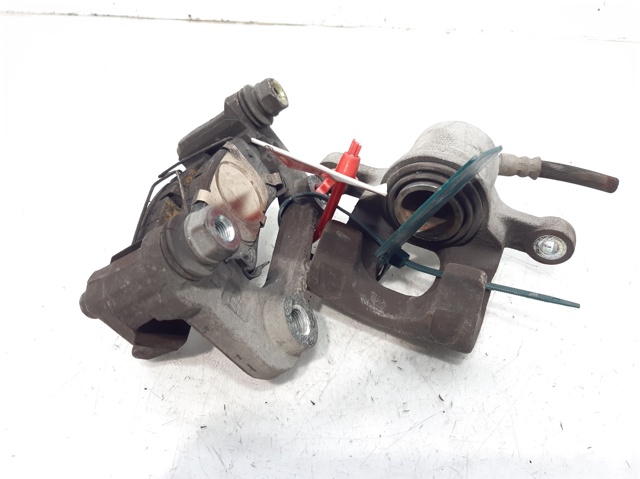 Zacisk hamulcowy tylny lewy 58210D7000 HYUNDAI
