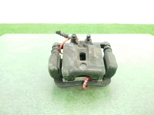 Zacisk hamulcowy tylny prawy 582302P700 HYUNDAI
