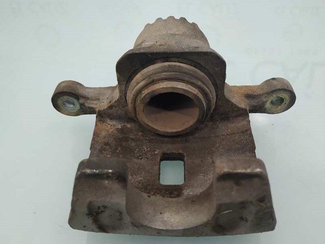 582303E000 Hyundai/Kia