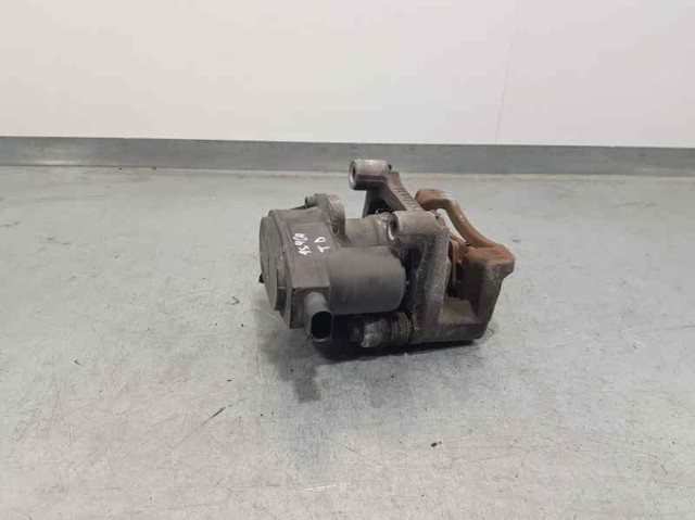 Volvo XC40 (536)