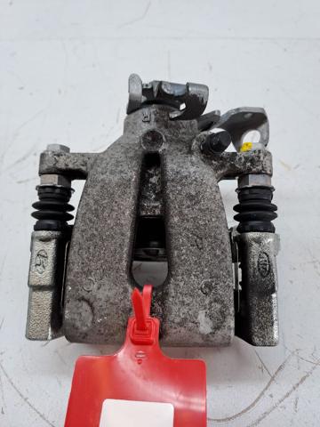 Zacisk hamulcowy tylny prawy 584001P300 HYUNDAI