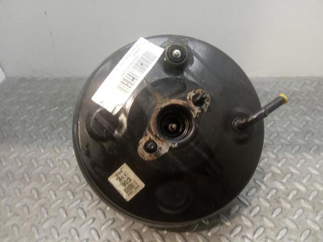 Wzmacniacz próżniowy hamulców 585002B802 HYUNDAI