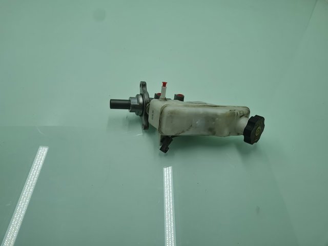 Główny cylinder hamulców 58510D7100 HYUNDAI