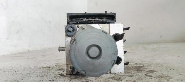 Sterownik ABS  hydrauliczny 589102B850 HYUNDAI
