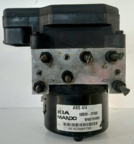 Sterownik ABS  hydrauliczny KIA Cerato 1 LD