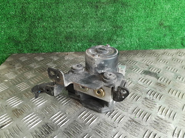 Sterownik ABS  hydrauliczny KIA Cerato 1 LD