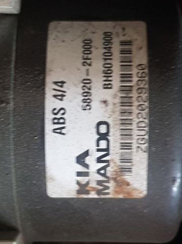 Sterownik ABS  hydrauliczny KIA Cerato 1 LD