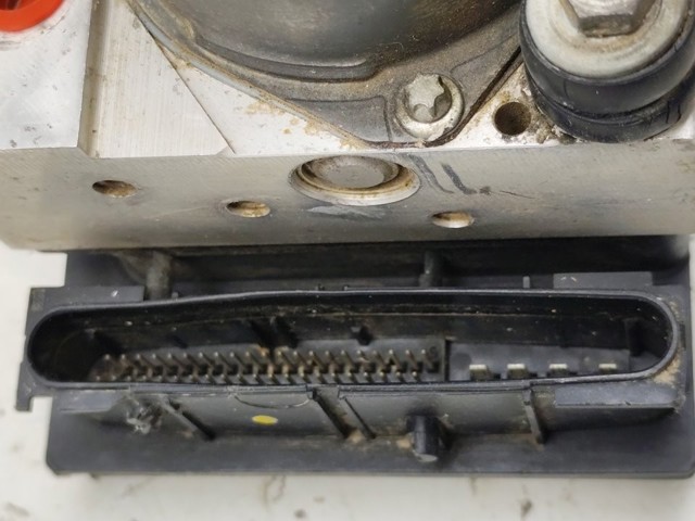 Sterownik ABS  hydrauliczny Hyundai Sonata 5 NF