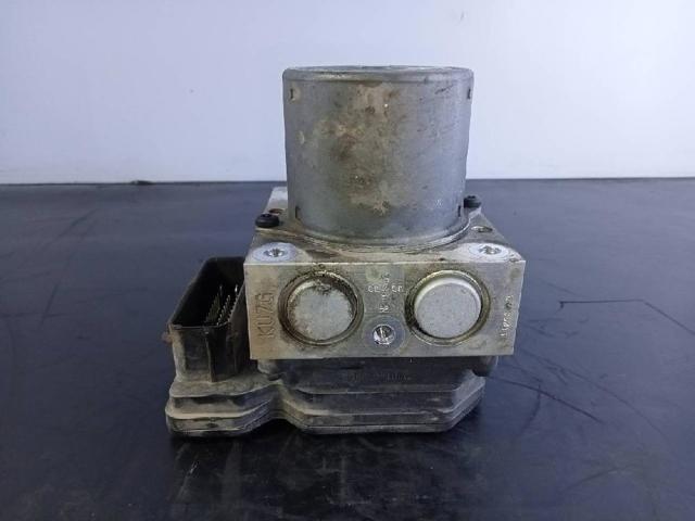 Sterownik ABS  hydrauliczny 589203U310 HYUNDAI