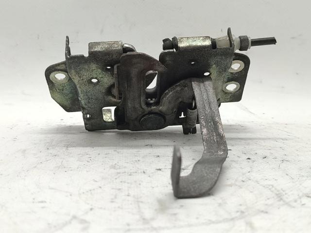 Zamek maski Mitsubishi Outlander CWW