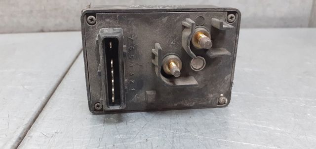 Przekaźnik świec żarowych 598124 PEUGEOT