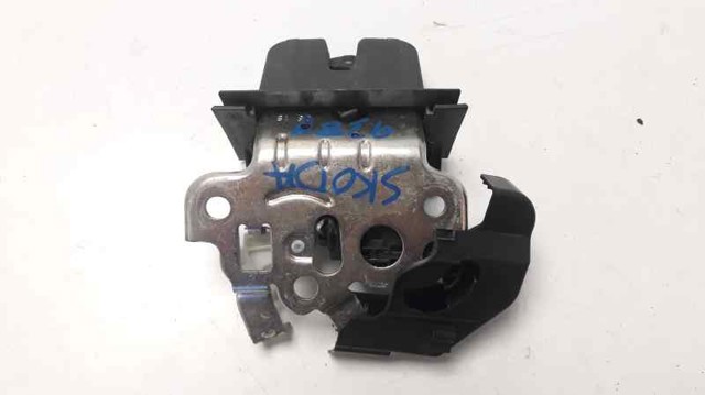 Zamek klapy bagażnika (3/5 drzwi tylnych) 5E0827505 VAG