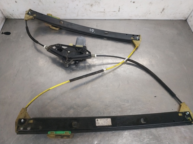 Mechanizm podnoszenia szyby drzwi przednich prawych 5E0837462 VAG