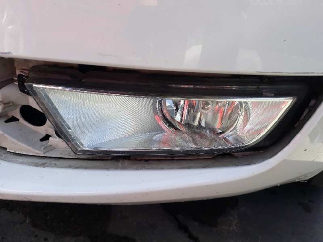 Lampa przeciwmgielna lewa 5E0941701 VAG