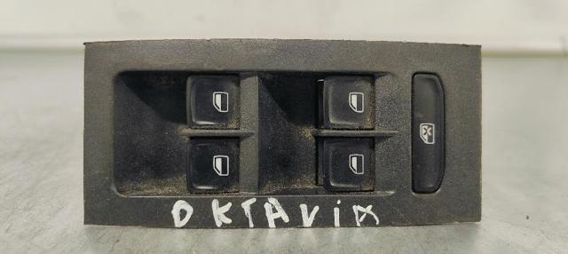 Panel przyciskowy sterowania podnośnikiem szyby przedni lewy 5E0959857 VAG
