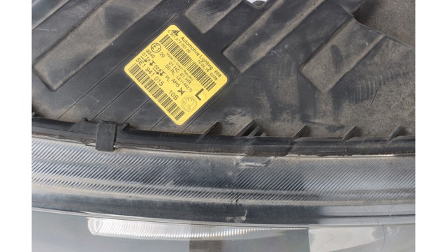 Reflektor lewy 5E1941015 VAG