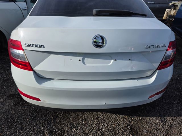 Klapa bagażnika do Skoda Octavia 5E3, NL3, NR3