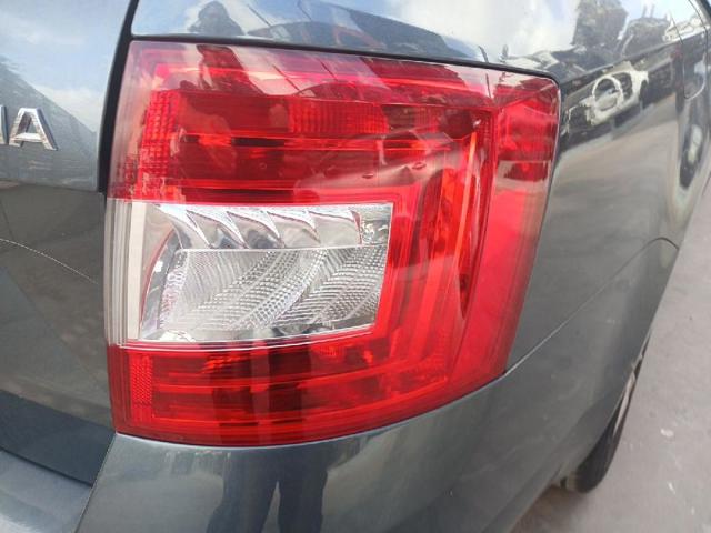 Lampa zespolona tylna prawa 5E9945096 VAG