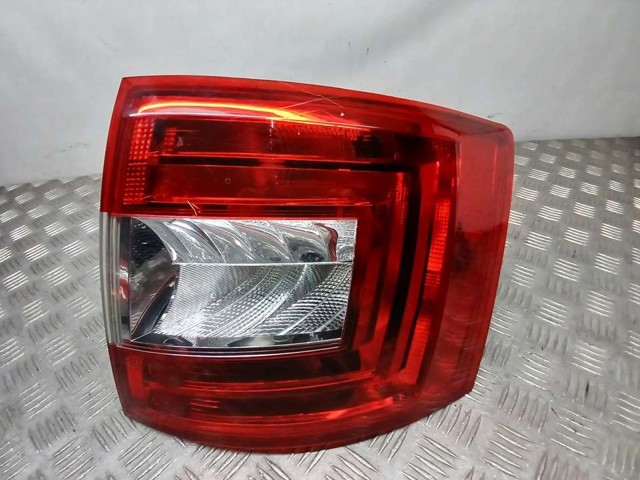 Lampa zespolona tylna prawa 5E9945096 VAG