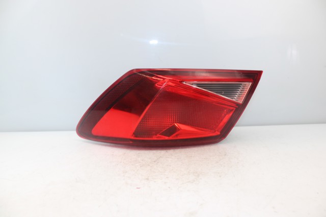 Lampa zespolona tylna prawa zewnętrzna 5F0945096D VAG