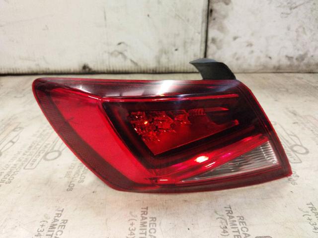 Lampa zespolona tylna lewa zewnętrzna 5F0945207C VAG