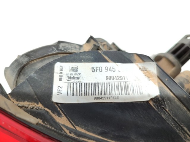 Lampa zespolona tylna lewa zewnętrzna 5F0945207C VAG