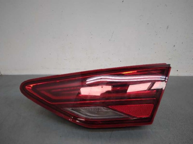 Lampa zespolona tylna prawa wewnętrzna 5F0945308J VAG