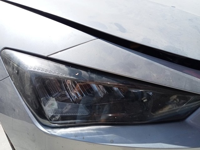 Reflektor prawy Seat Leon 4 KL1, KLG