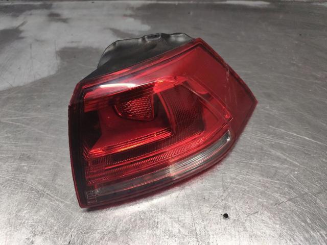 Lampa zespolona tylna prawa zewnętrzna 5G0945096 VAG