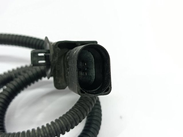 Zamek maski 5G1823509D VAG