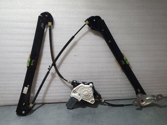 Mechanizm podnoszenia szyby drzwi przednich lewych 5G4837461H VAG